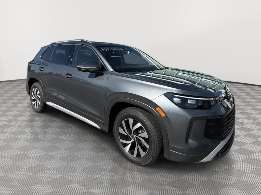 New 2025 Volkswagen Tiguan 2.0T S SUV