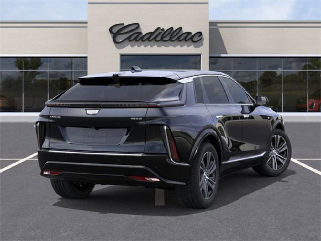 New 2026 CADILLAC LYRIQ Luxury SUV