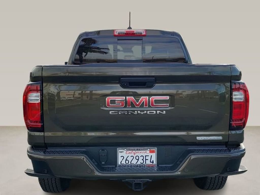 Used 2025 GMC Canyon Elevation Truck