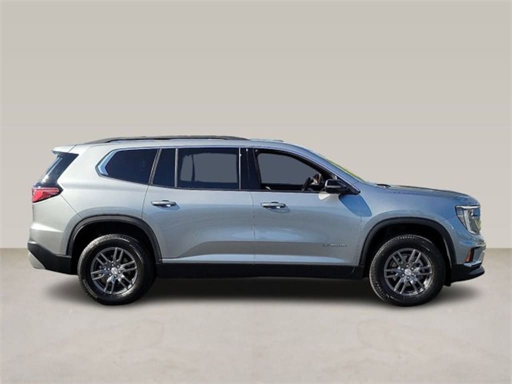Used 2025 GMC Acadia Elevation SUV