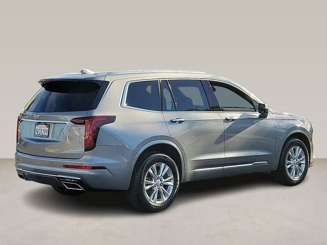 2025 CADILLAC XT6 Luxury photo 2