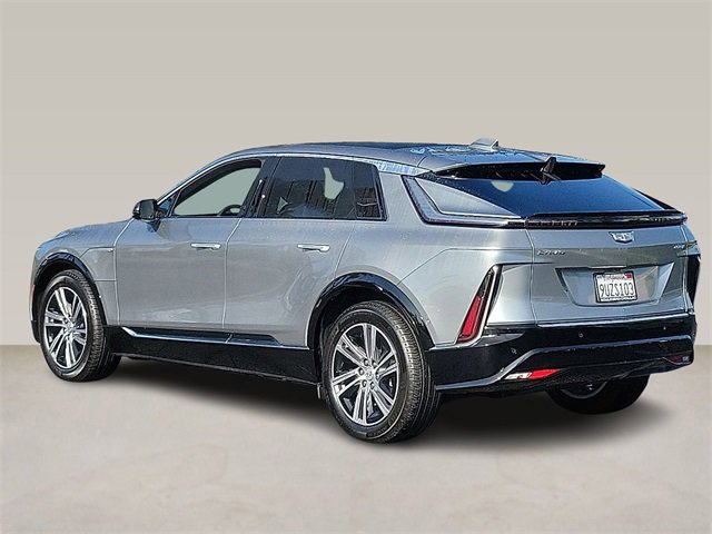 Used 2025 Cadillac LYRIQ Luxury 1 with VIN 1GYKPNRK6SZ301516 for sale in Signal Hill, CA