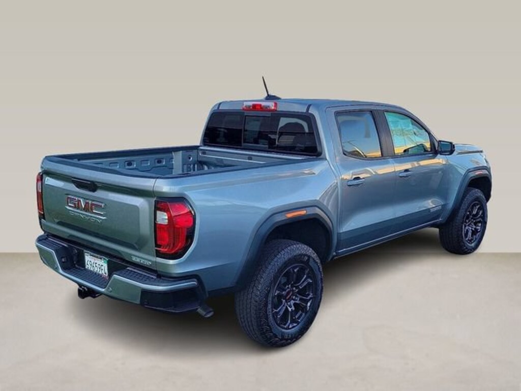 Used 2025 GMC Canyon Elevation Truck