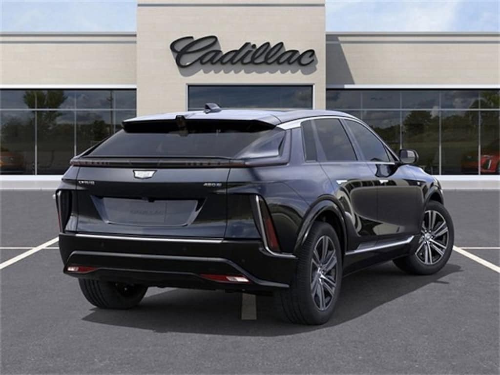 New 2026 CADILLAC LYRIQ Luxury SUV