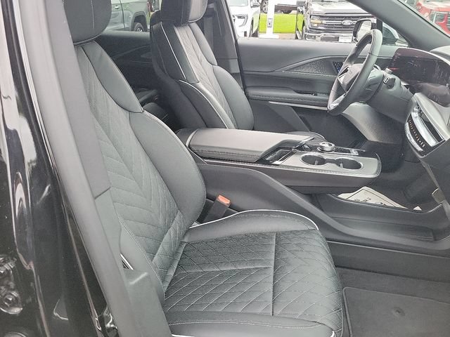 2026 Cadillac LYRIQ V Premium - Photo 22