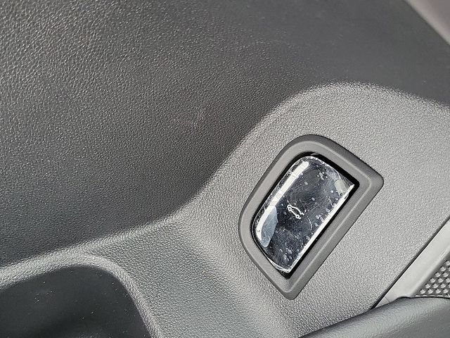2026 Cadillac LYRIQ V Premium - Photo 18