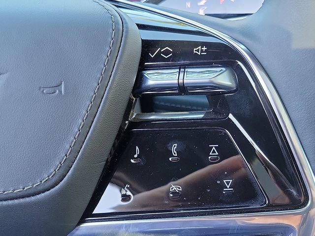 2025 Cadillac Escalade IQ Luxury 2 - Photo 12