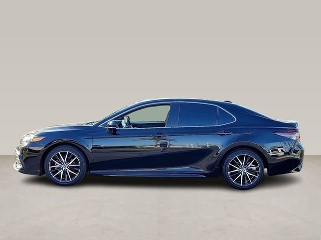 2023 Toyota Camry SE photo 4