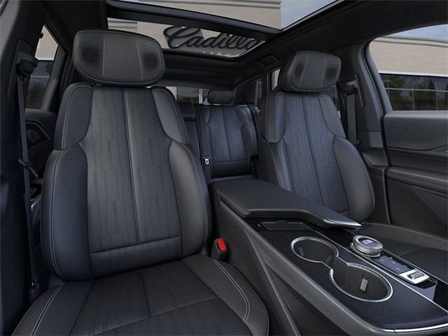 2025 Cadillac LYRIQ Luxury 2 - Photo 16