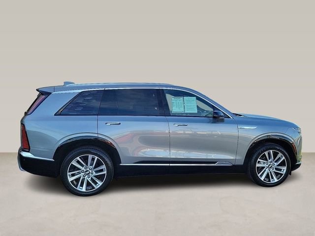 Used 2026 Cadillac VISTIQ Luxury with VIN 1GYC3KML1TZ709034 for sale in Signal Hill, CA