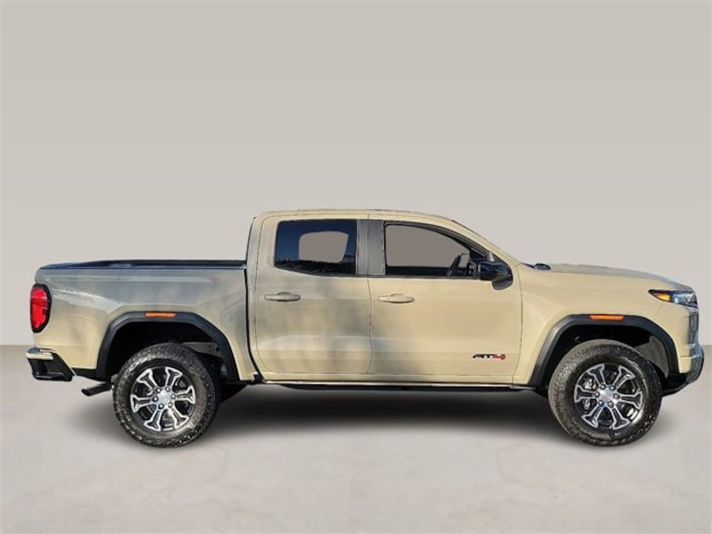Used 2024 GMC Canyon AT4 Truck