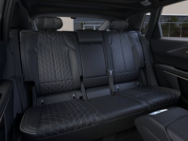 2026 Cadillac LYRIQ V Premium - Photo 17