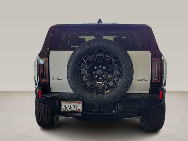 2026 GMC HUMMER EV SUV 2X photo 2
