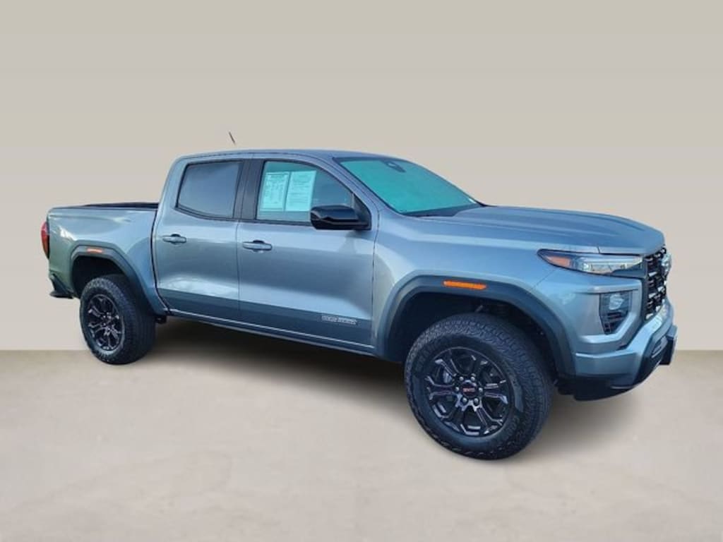 Used 2025 GMC Canyon Elevation Truck