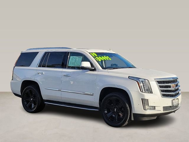2019 CADILLAC Escalade Luxury photo 1