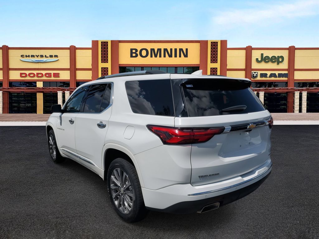 2023 Chevrolet Traverse Premier photo 4