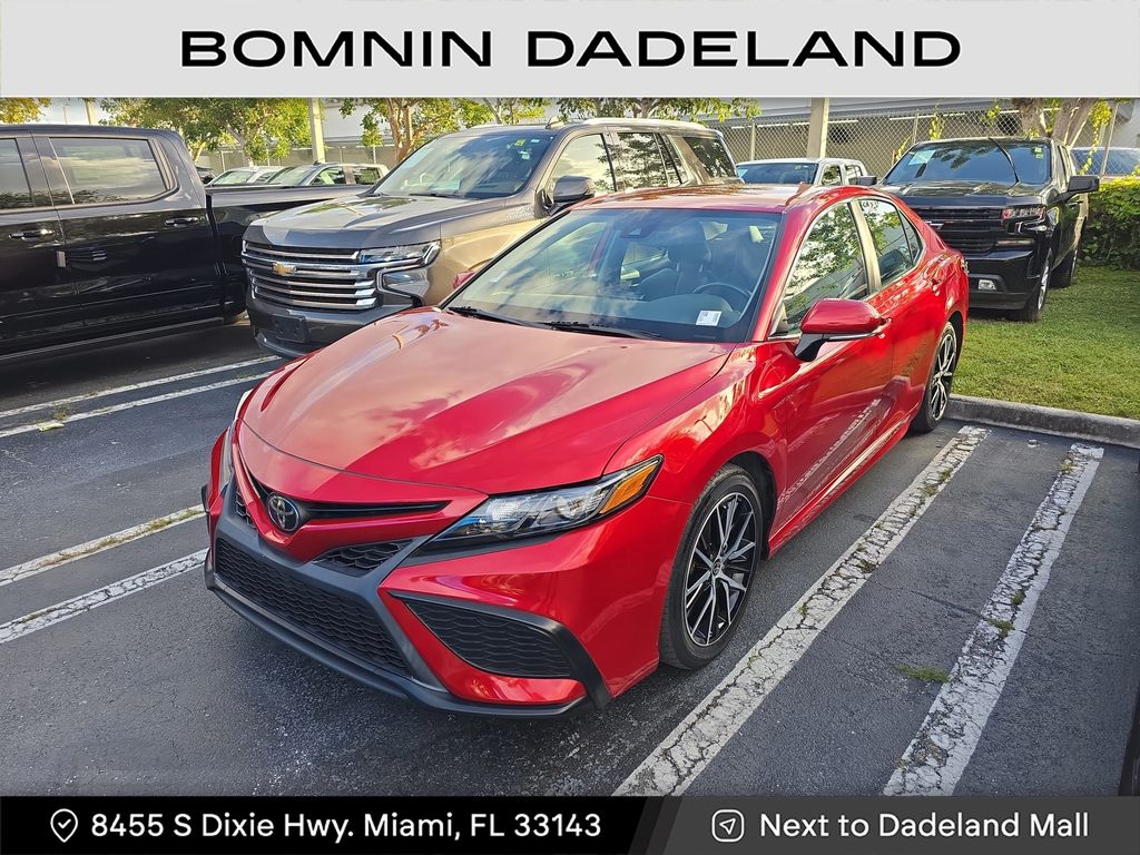 2023 Toyota Camry SE photo 2