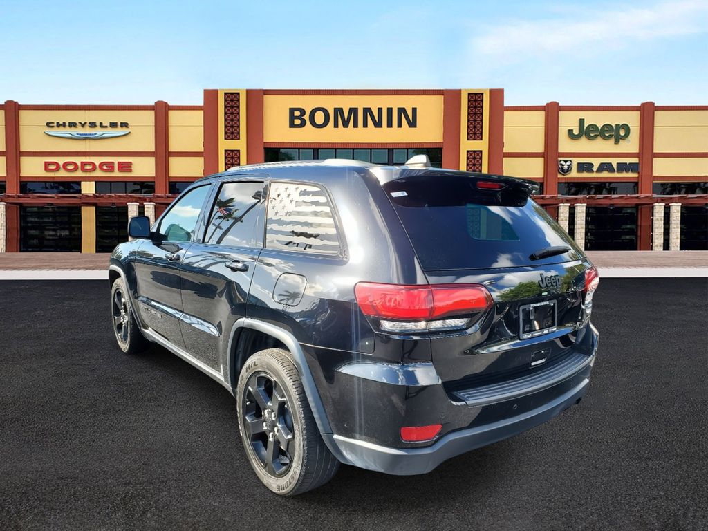 2021 Jeep Grand Cherokee Freedom photo 4