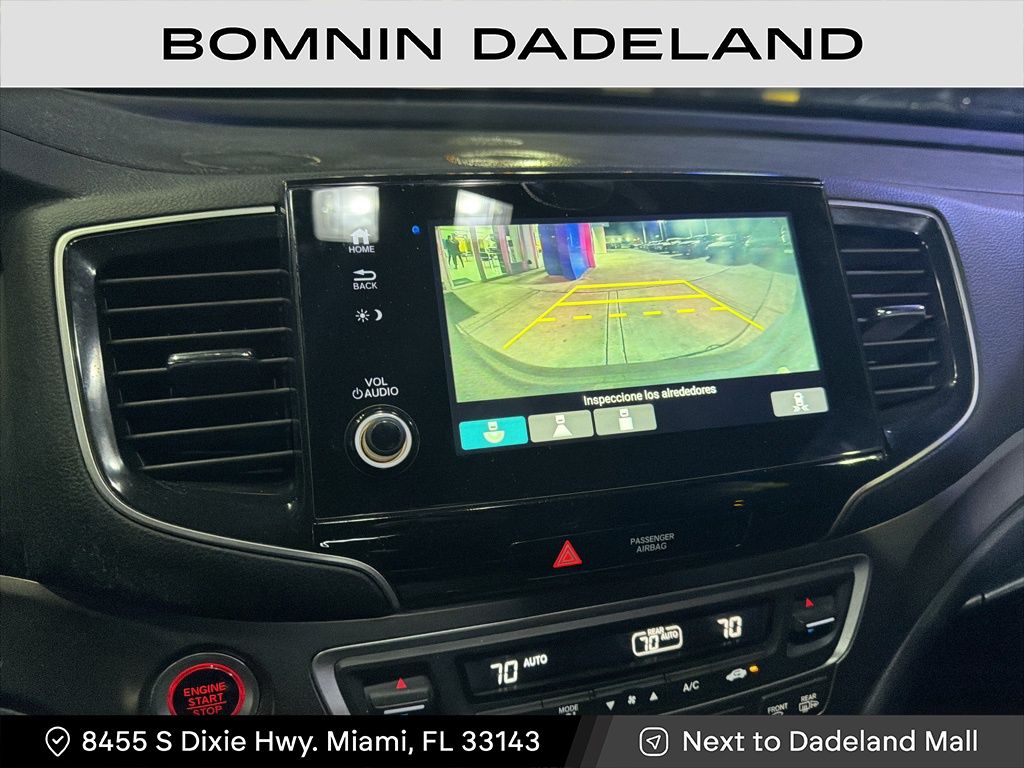 2021 Honda Pilot Special Edition photo 2