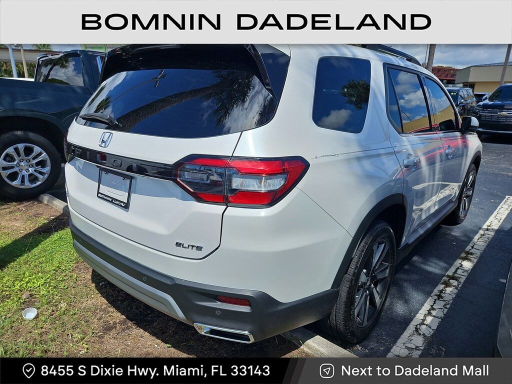 Used 2025 Honda Pilot Elite SUV