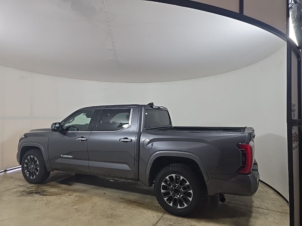 2023 Toyota Tundra Limited photo 4