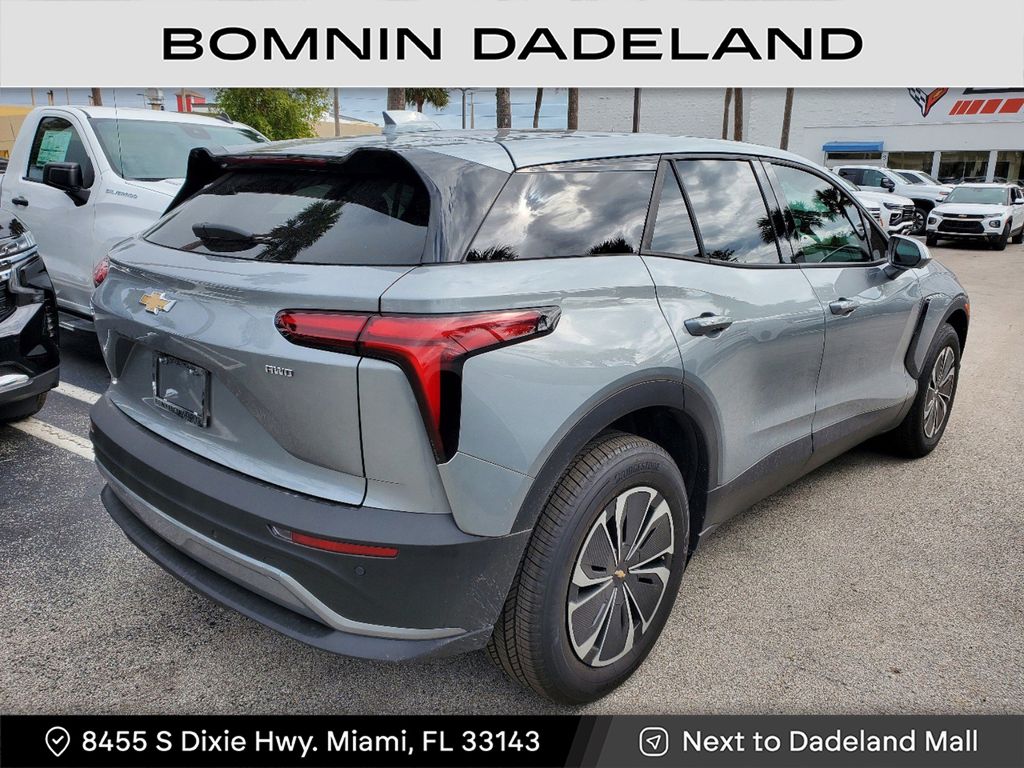 2025 Chevrolet Blazer EV photo 4
