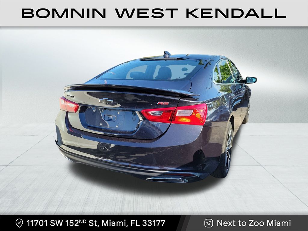 2022 Chevrolet Malibu RS photo 4
