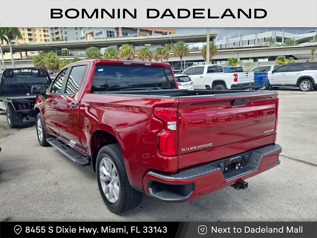 2022 Chevrolet Silverado 1500 Custom photo 3