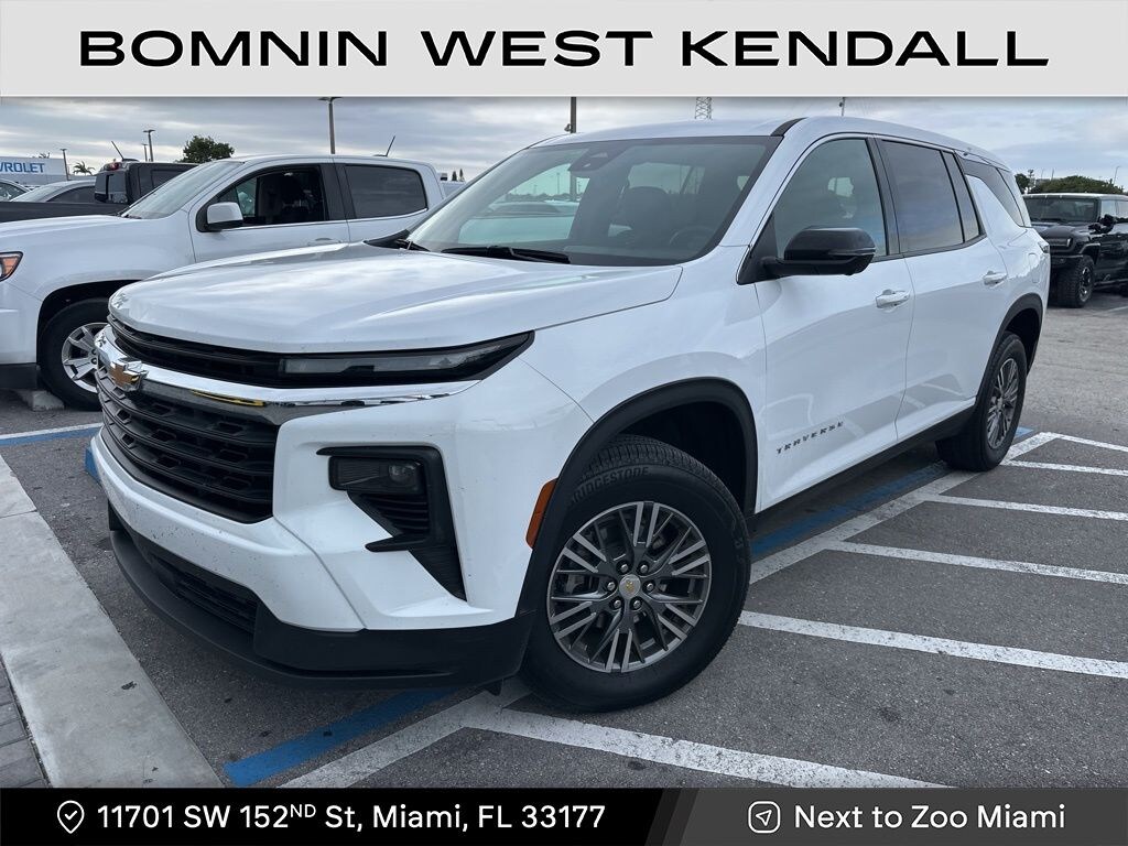 Used 2024 Chevrolet Traverse LS SUV