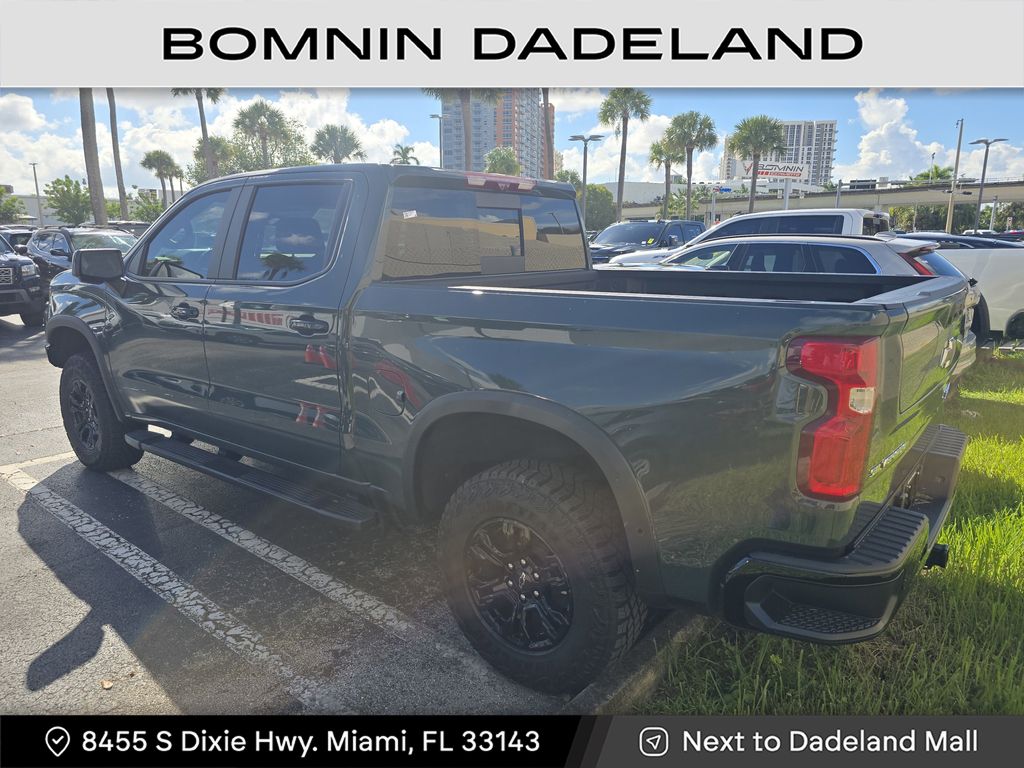 2025 Chevrolet Silverado 1500 ZR2 photo 3