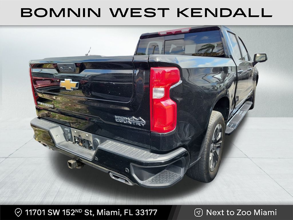 2023 Chevrolet Silverado 1500 High Country photo 4