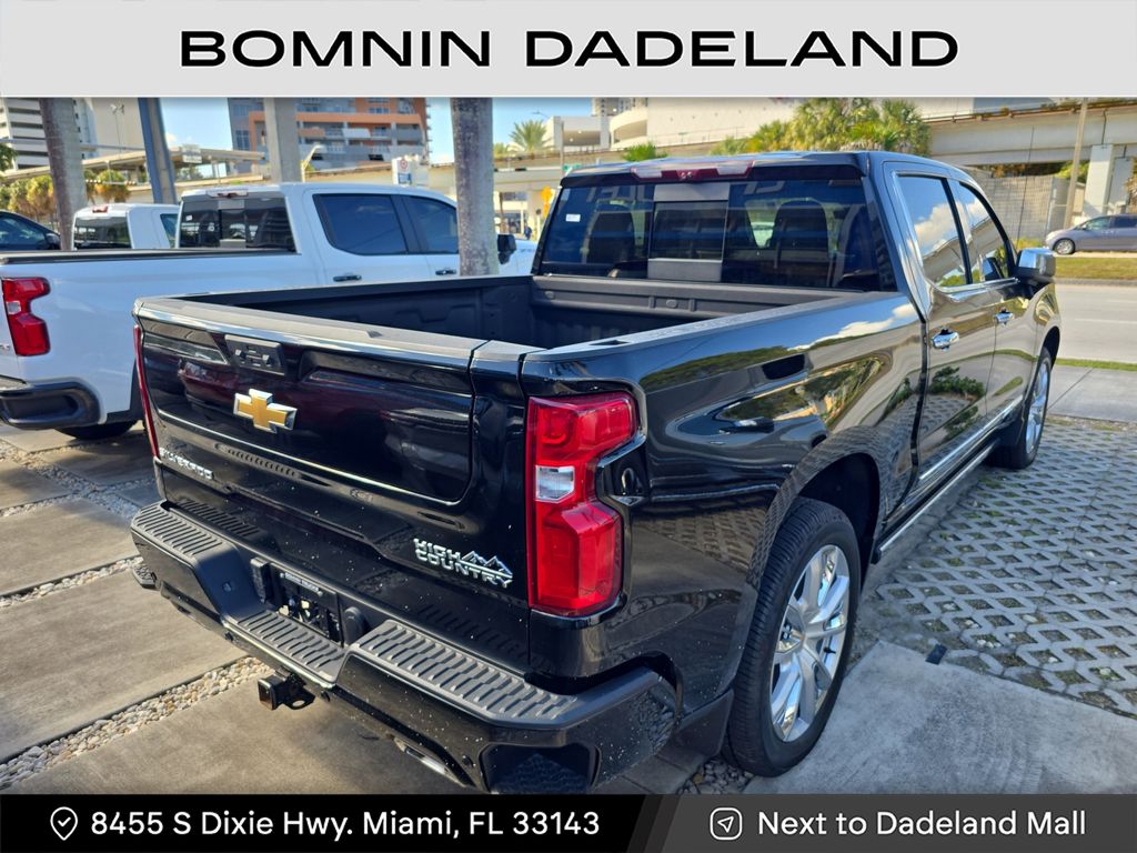2024 Chevrolet Silverado 1500 High Country photo 4