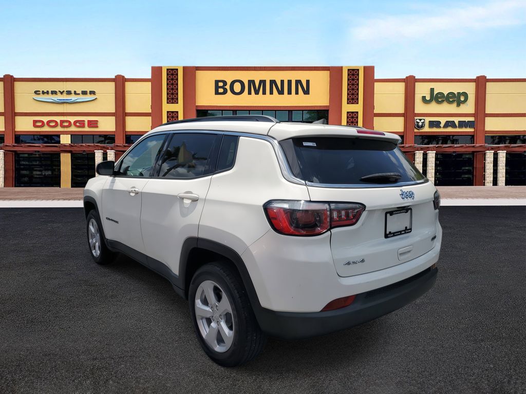 2019 Jeep Compass Latitude photo 4