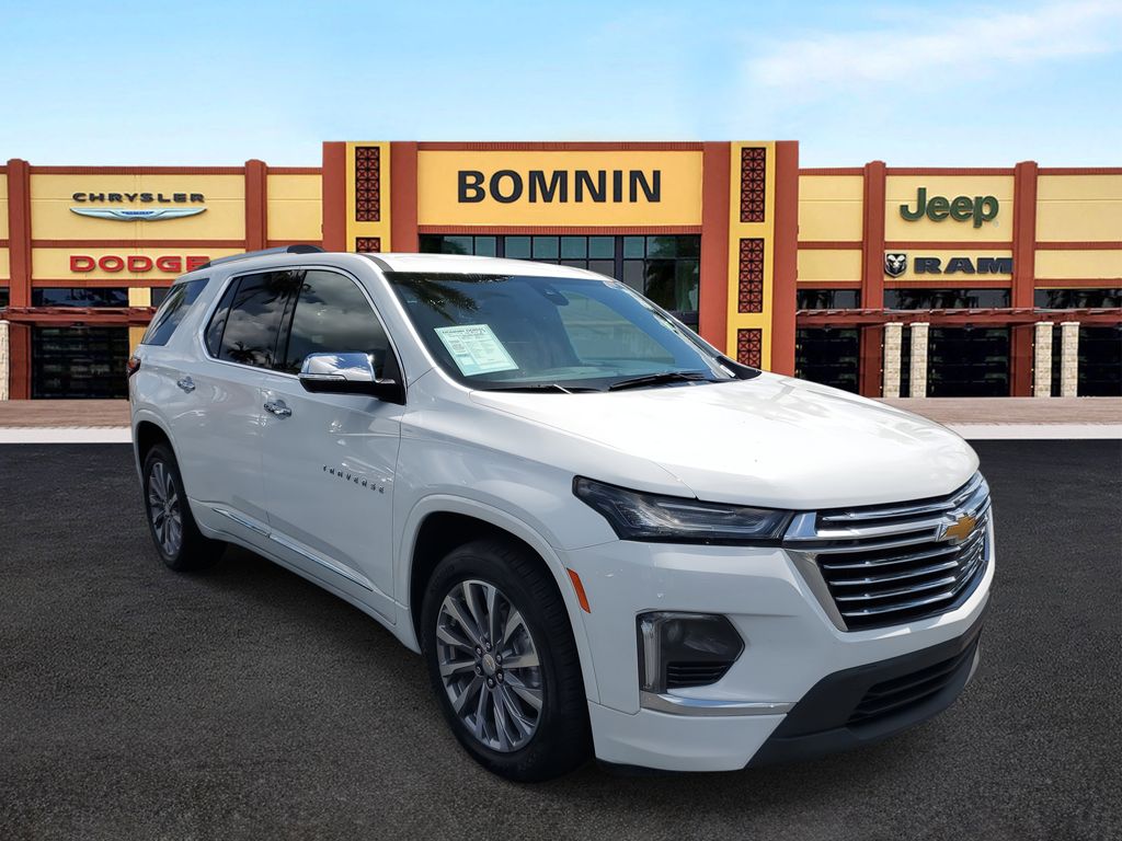 2023 Chevrolet Traverse Premier photo 2