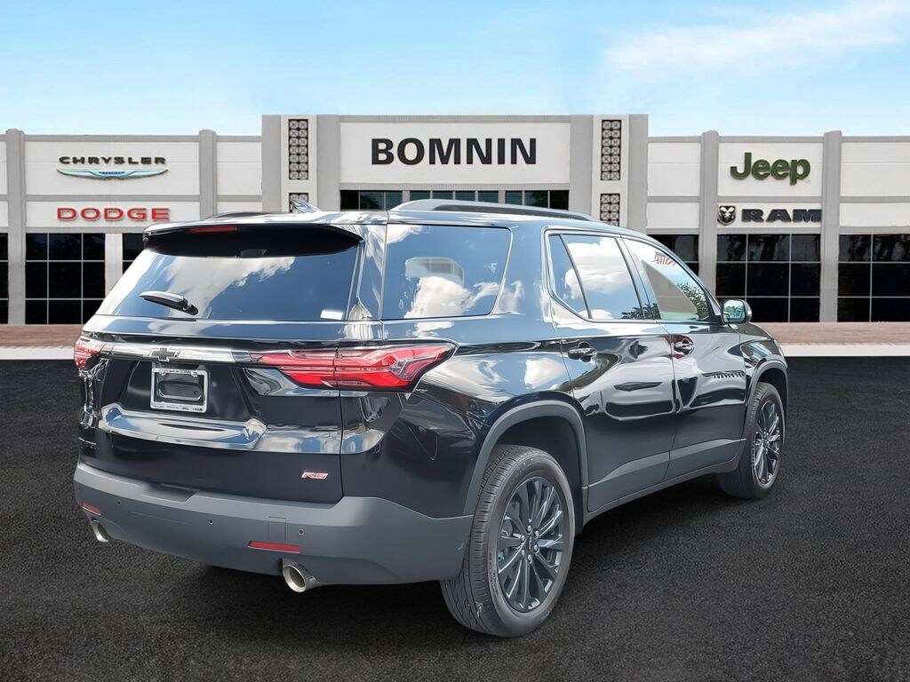 Used 2023 Chevrolet Traverse RS SUV