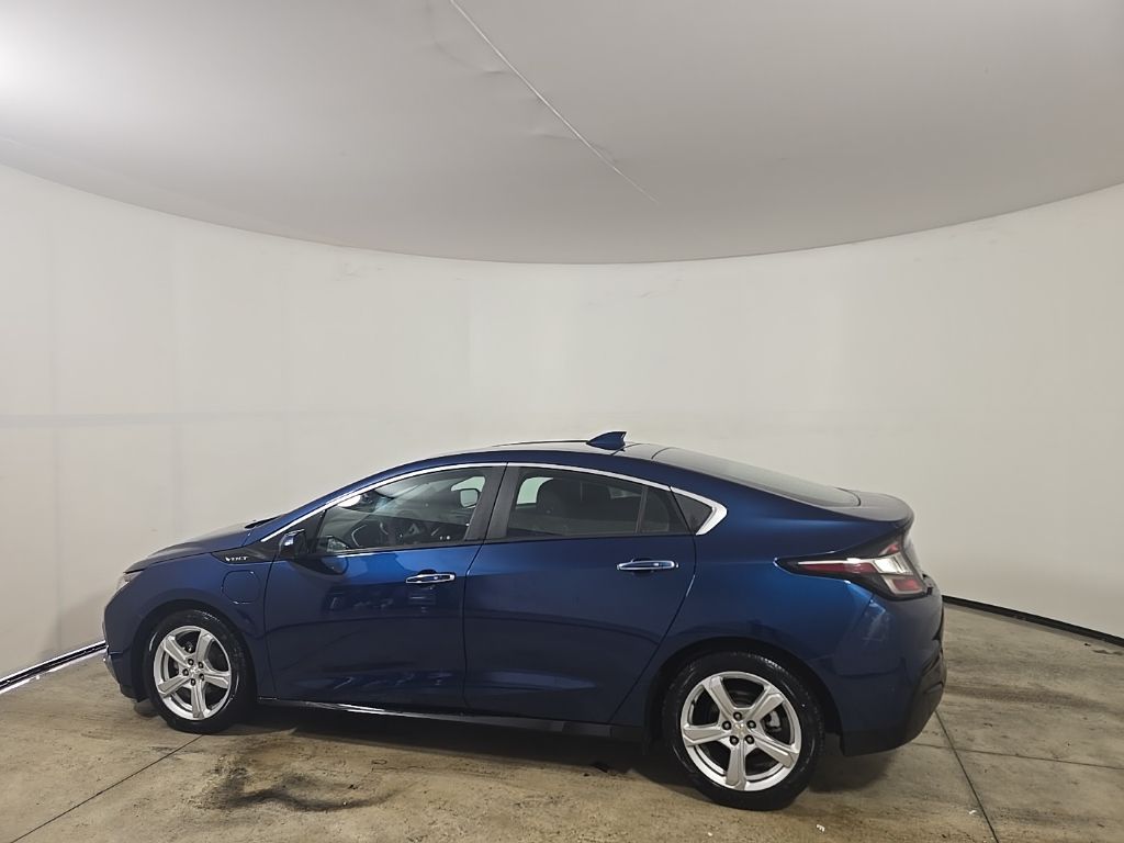 2019 Chevrolet Volt LT photo 4