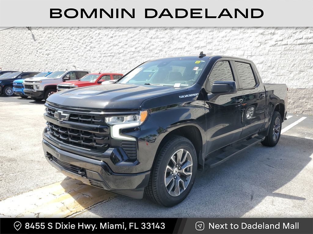 2022 Chevrolet Silverado 1500 RST photo 2