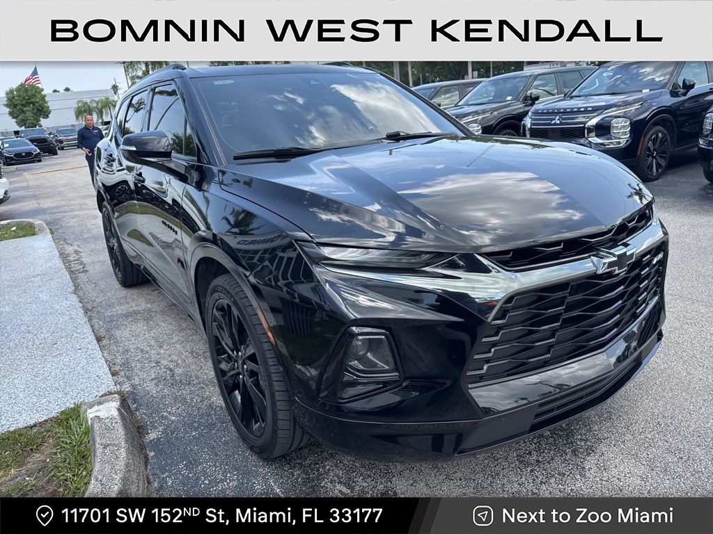 2022 Chevrolet Blazer RS photo 2
