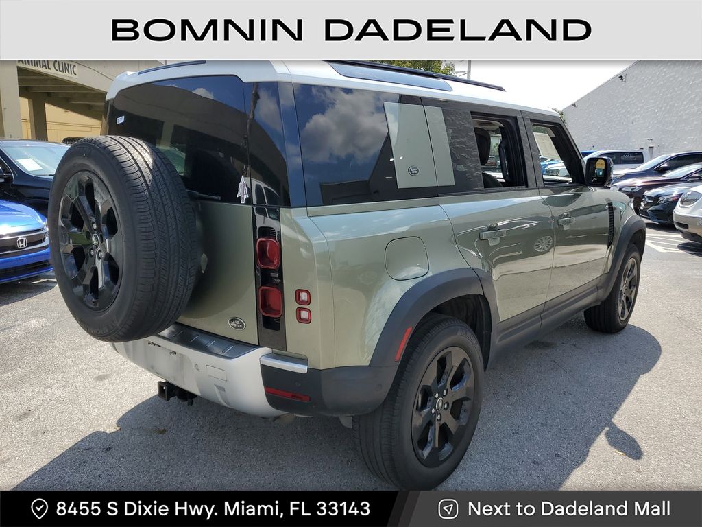 2020 Land Rover Defender SE photo 4
