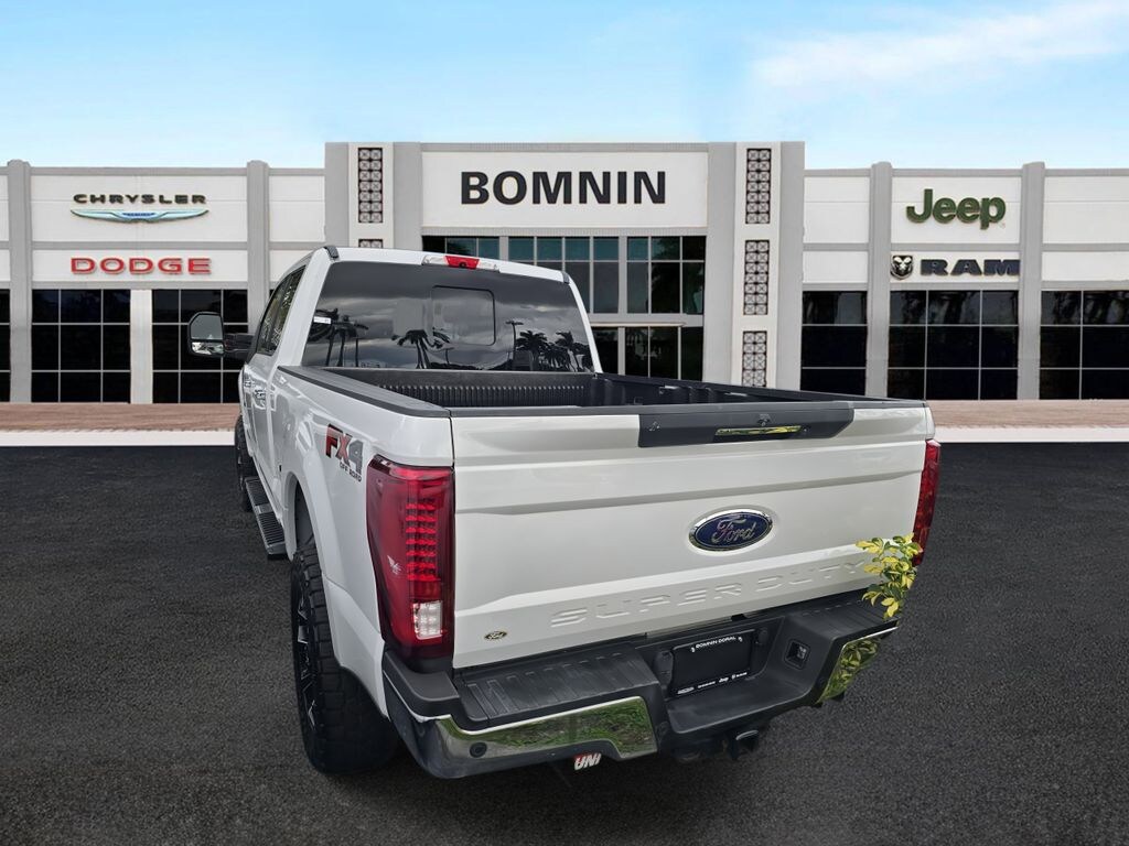 Used 2018 Ford F-250SD Lariat Truck