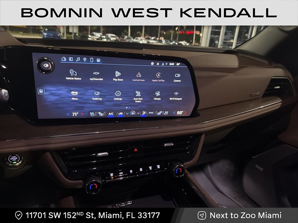 2025 Chevrolet Tahoe High Country photo 3