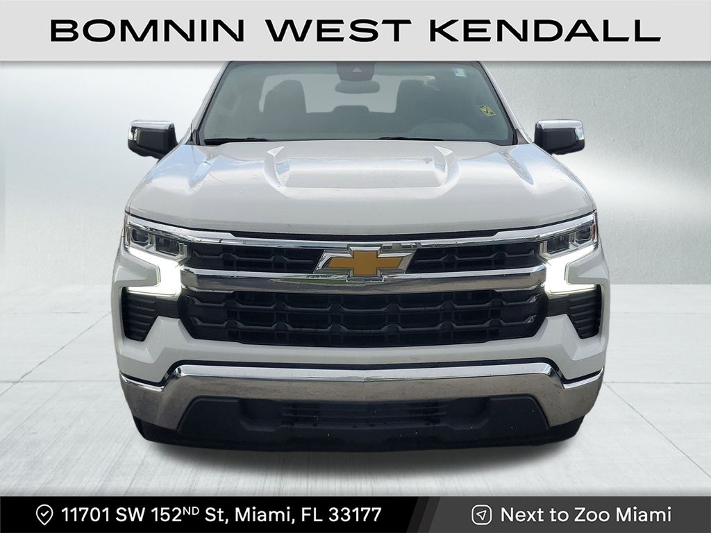 2023 Chevrolet Silverado 1500 LT photo 2