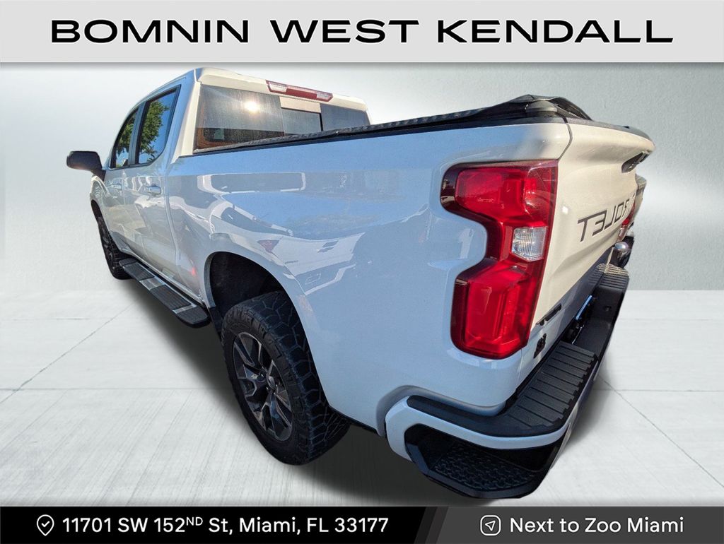 2019 Chevrolet Silverado 1500 RST photo 3