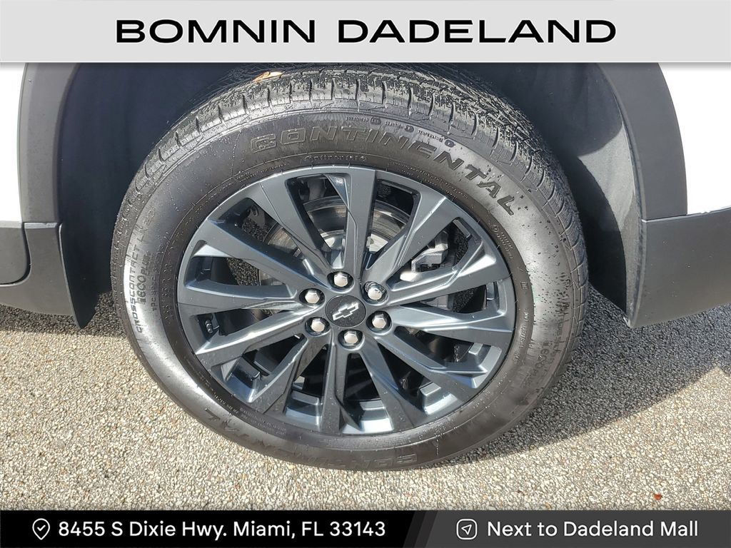 2023 Chevrolet Traverse RS photo 4