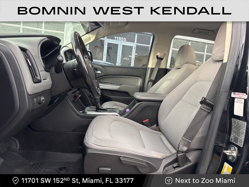 2020 Chevrolet Colorado LT photo 2