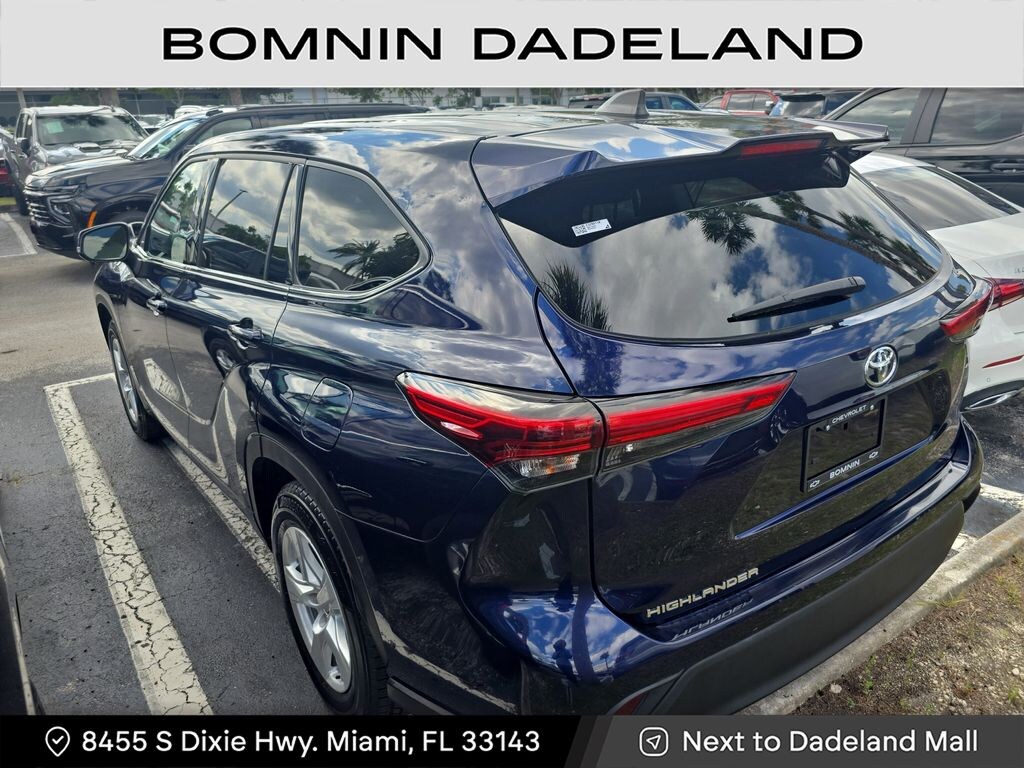 Used 2022 Toyota Highlander L SUV