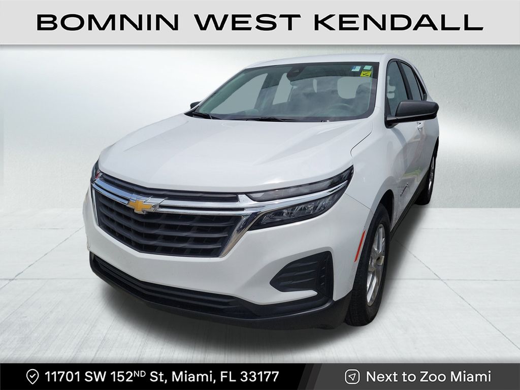 2024 Chevrolet Equinox LS photo 2