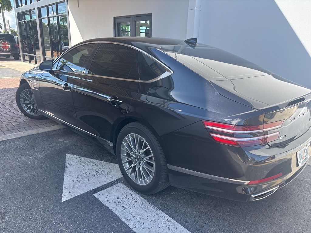 2024 Genesis G80 2.5T photo 3