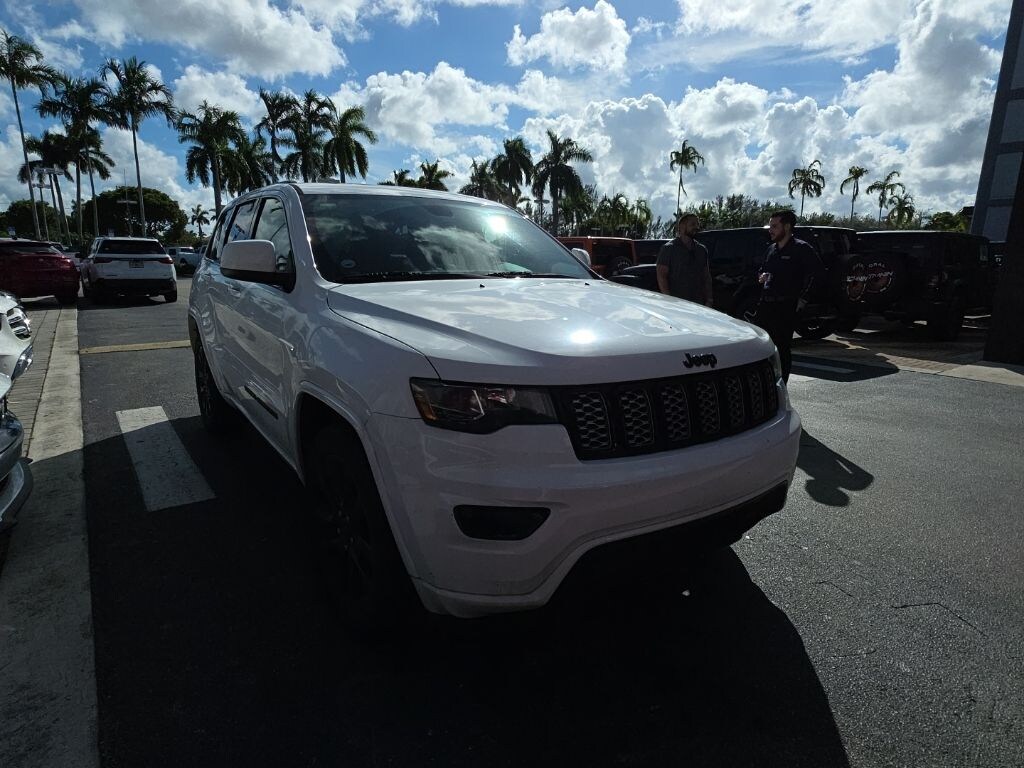 Used 2019 Jeep Grand Cherokee Altitude SUV
