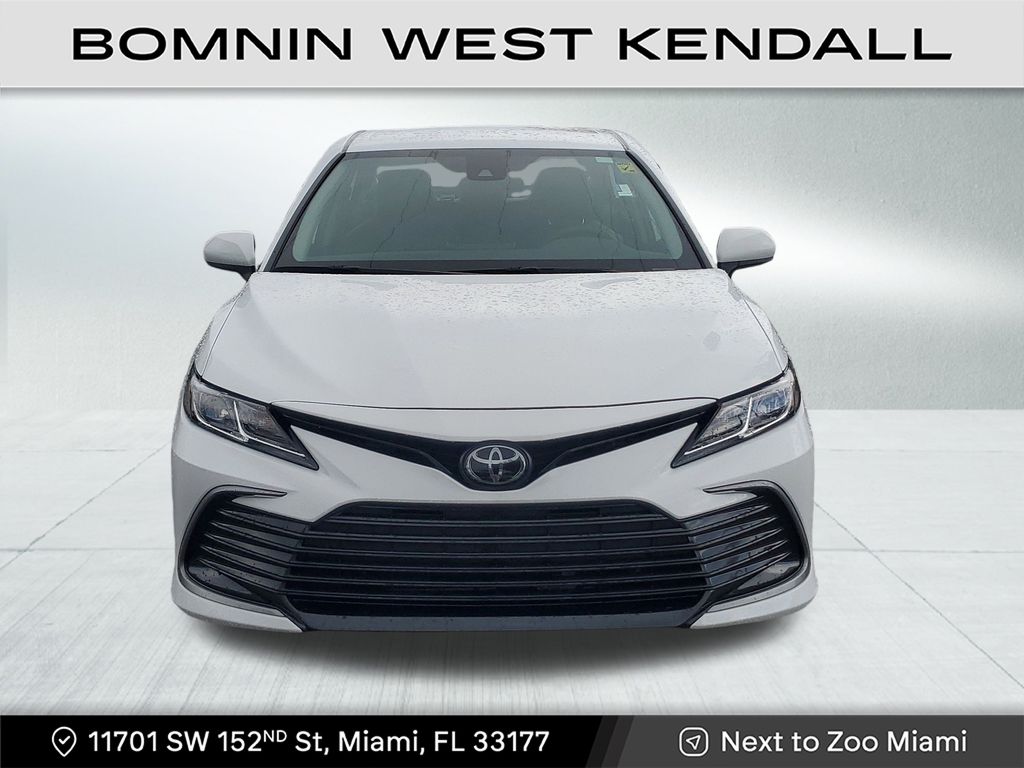 2024 Toyota Camry LE photo 2